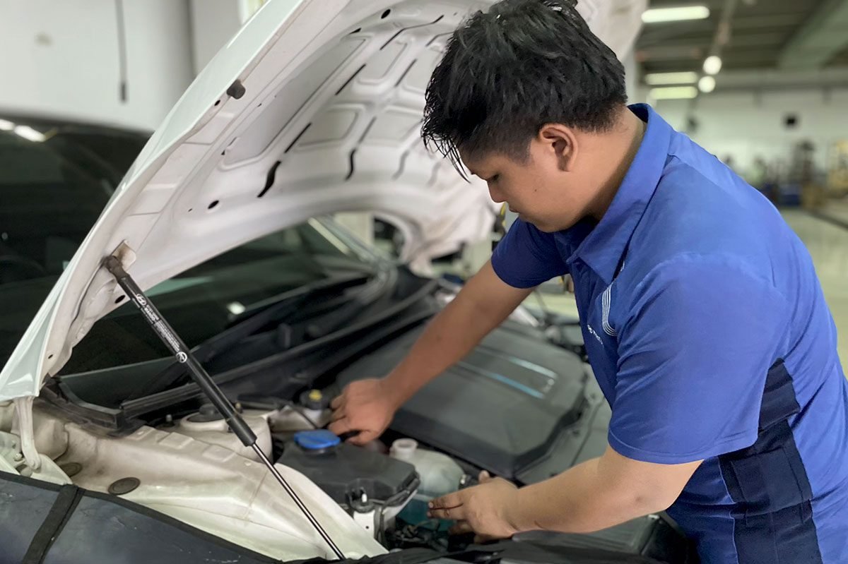 chek kondisi mobil listrik