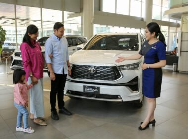 Auto2000 Toyota Innova Zenix