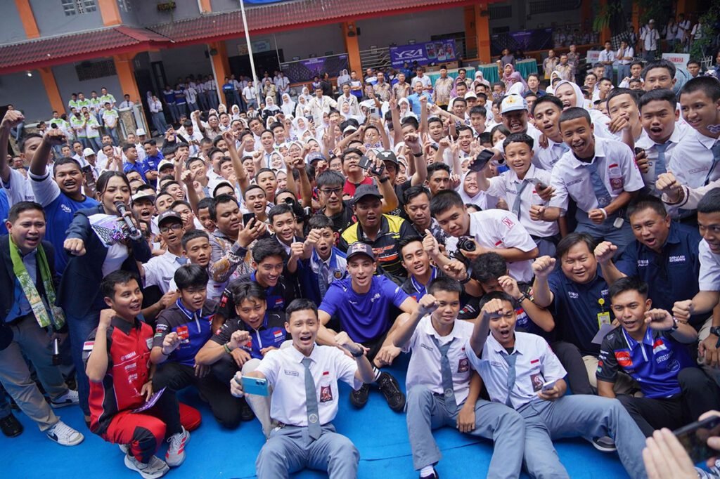 Yamaha Toprak Razgatlioglu SMK 39 Jakarta