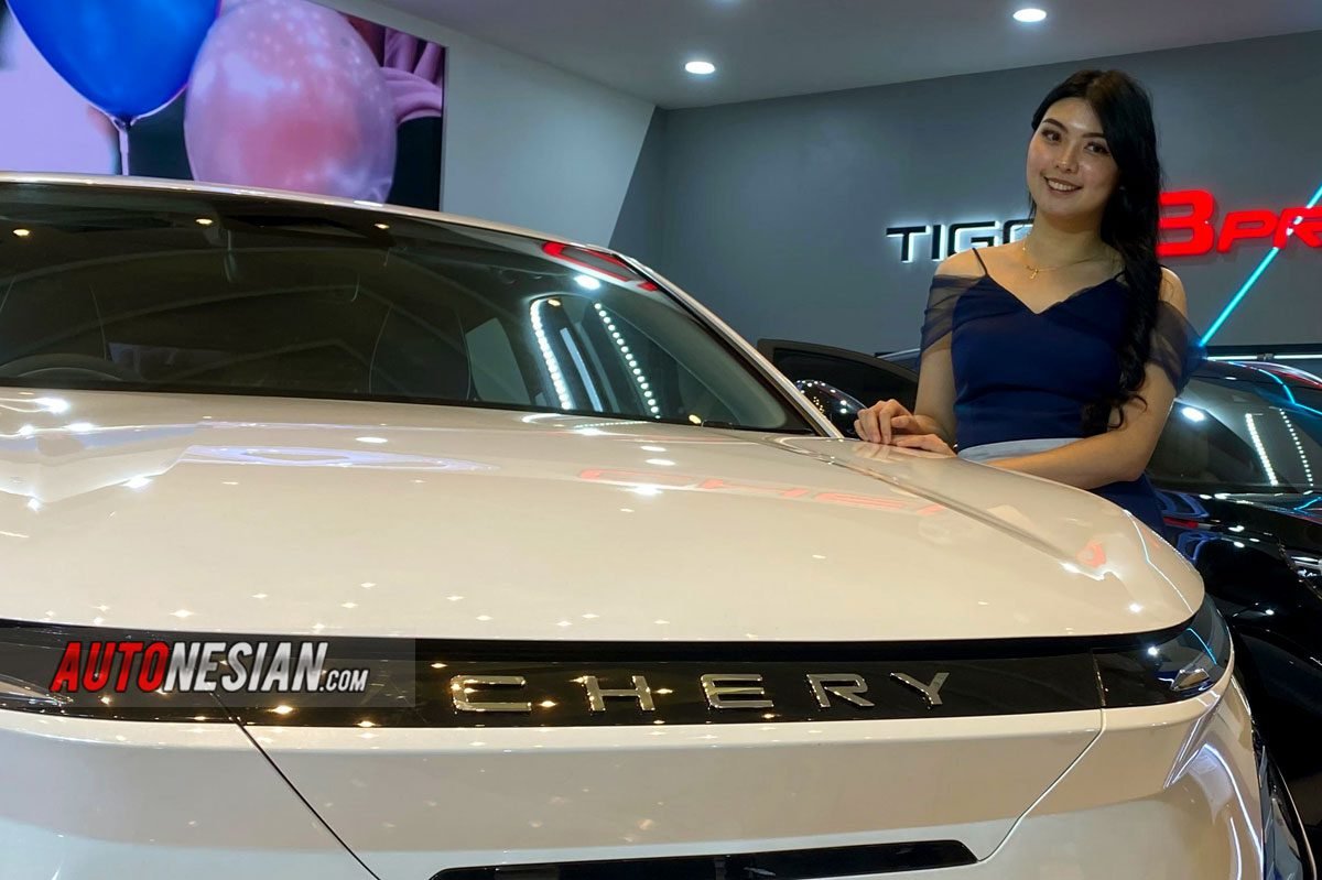 logo Chery grille