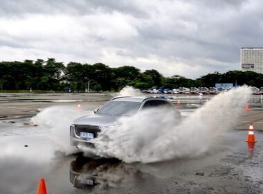 Lepas L8 PHEV Test Drive