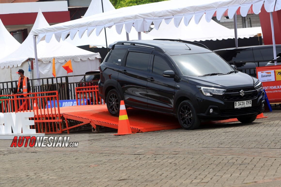 Suzuki XL7 Alpha Kuro IIMS 2026 test drive