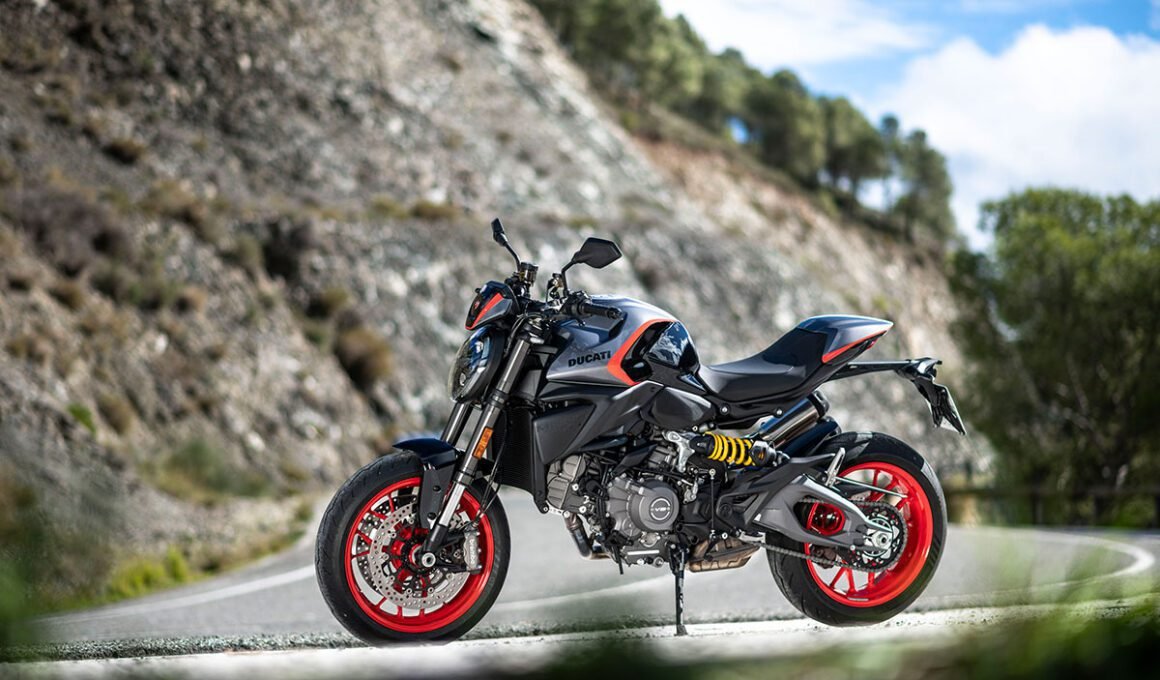 Ducati Monster Livery baru MY2026