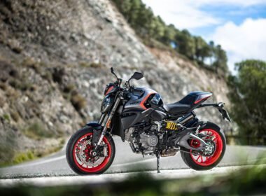 Ducati Monster Livery baru MY2026