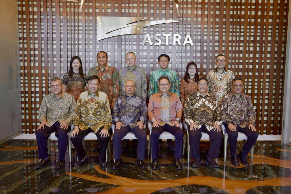 FIFGroup direksi RUPS 2026