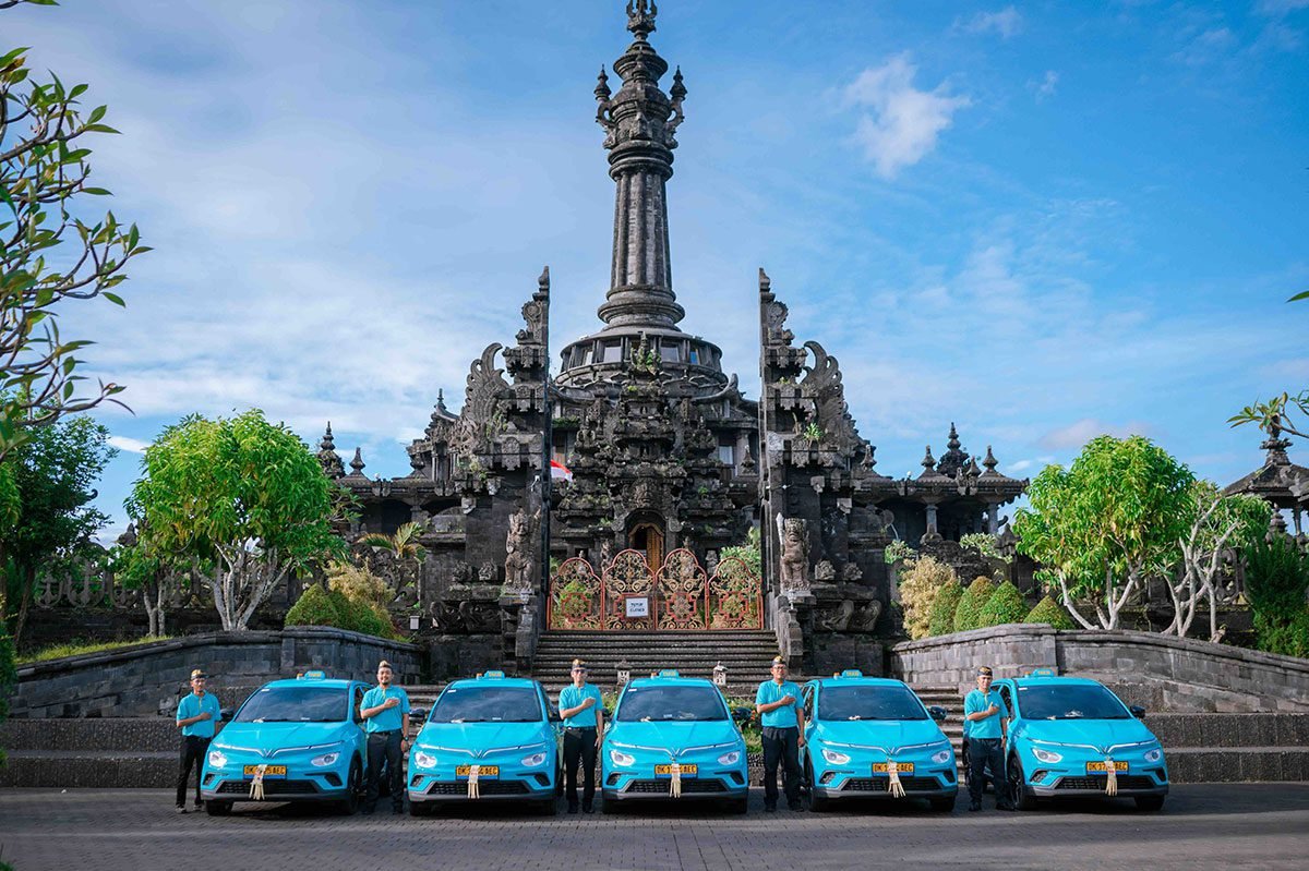 Green GSM taksi Bali pulau dewata