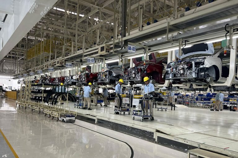 daihatsu line produksi mobil di karawang