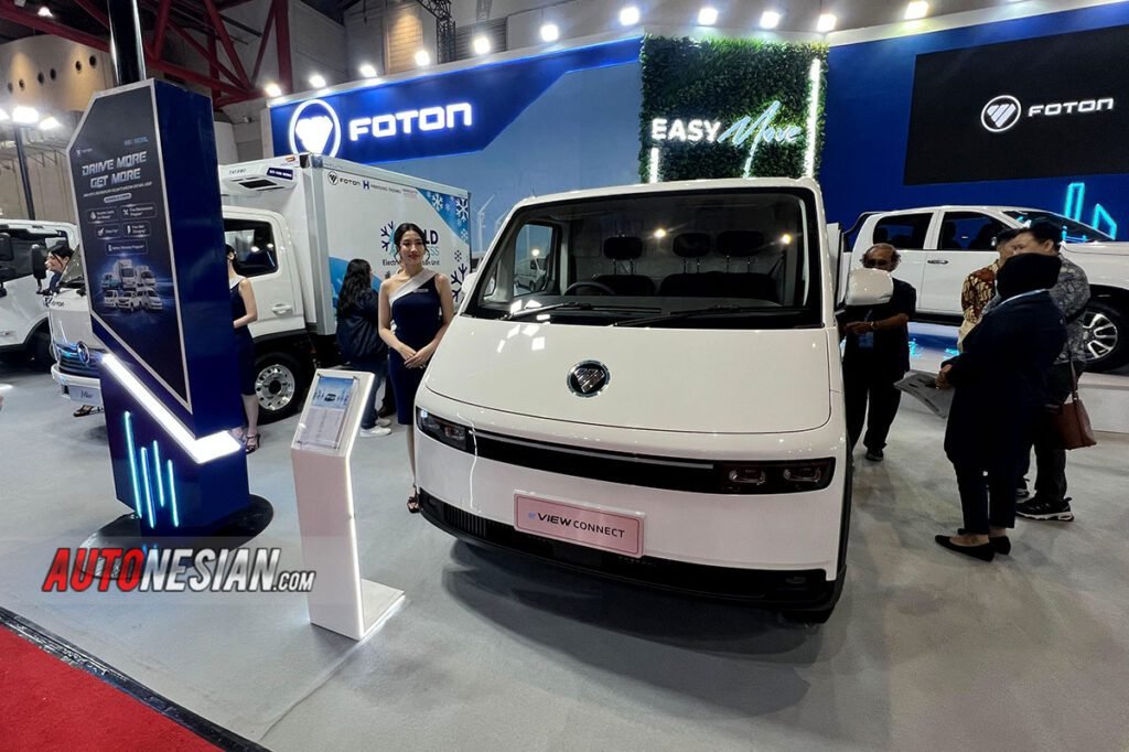 kendaraan niaga Foton eview connect GIICOMVEC 2026