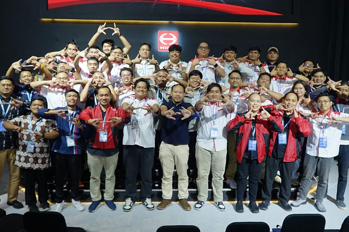 Hino Bismania Community GIICOMVEC 2026