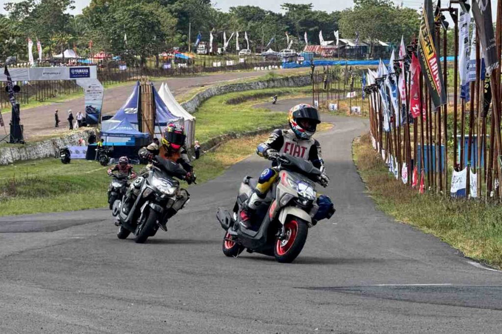 Yamaha GEAR ULTIMA Endurance Race