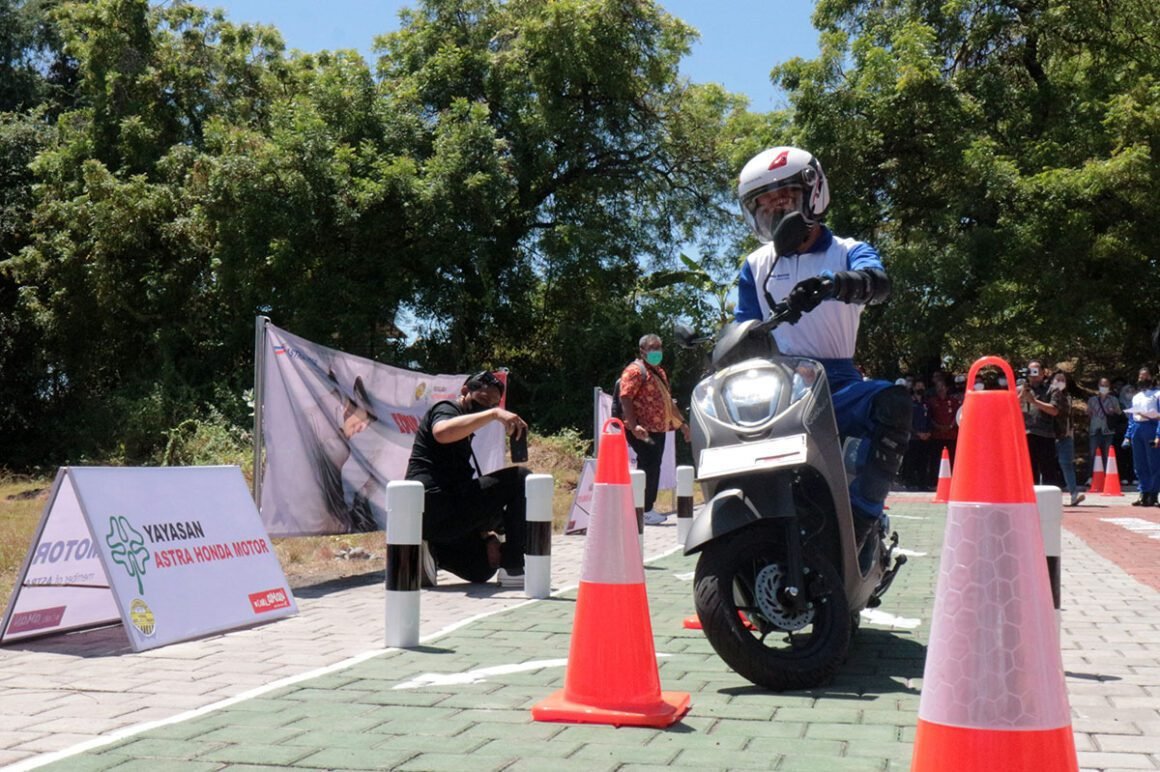 Honda yayasan AHM safety riding gen z