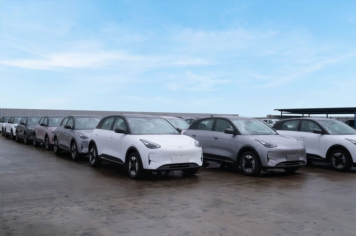 Geely EX2 Indonesia mobil listrik PT Handal