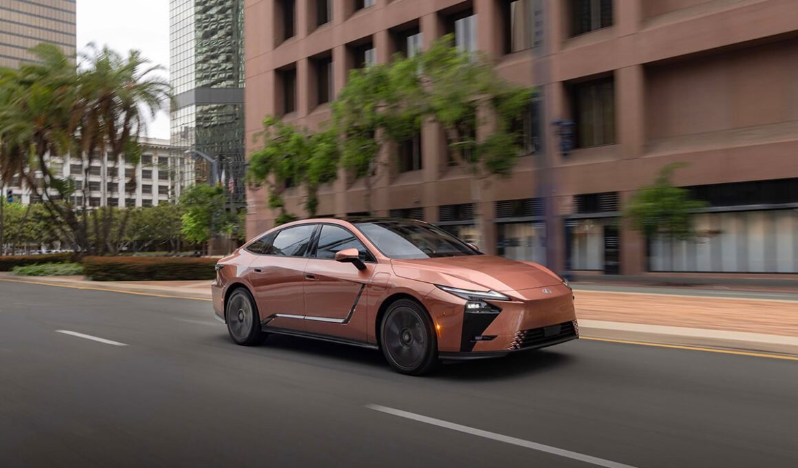 Lexus ES MY2026