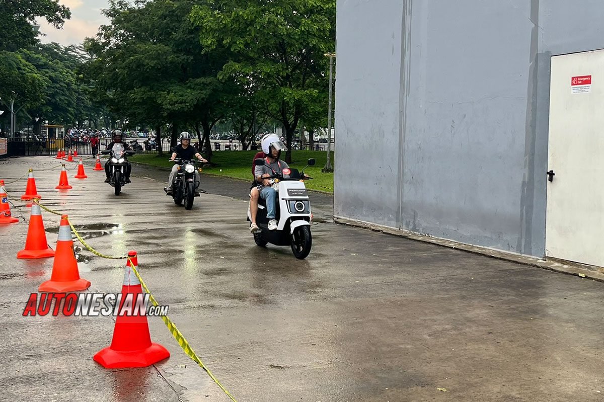 test ride pameran otomotif