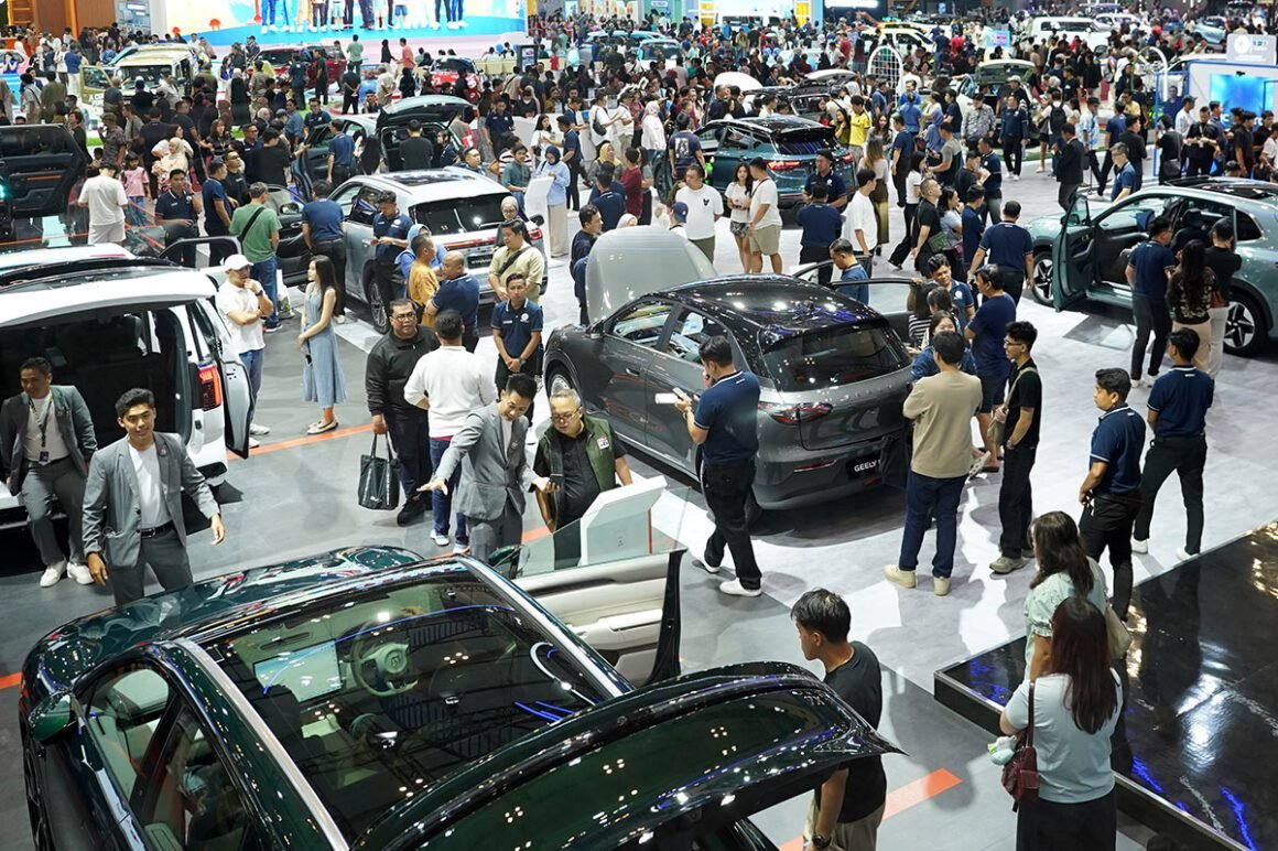 Geely Indonesia Booth GIIAS 2026