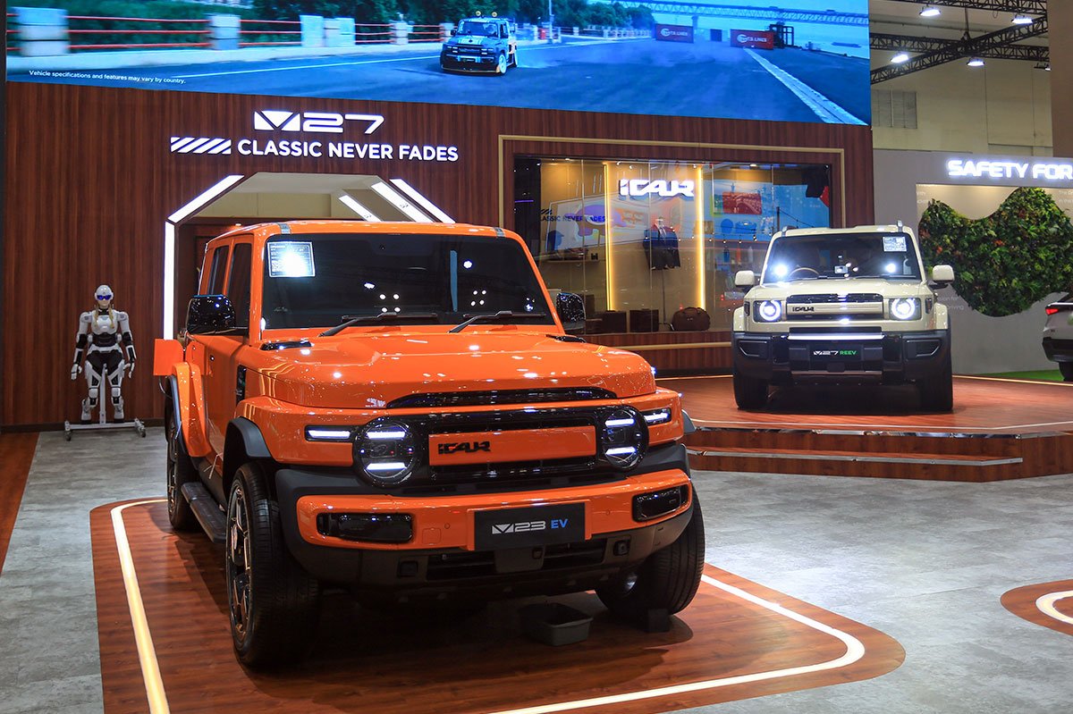 iCar Indonesia V23 EV dan V27 EV