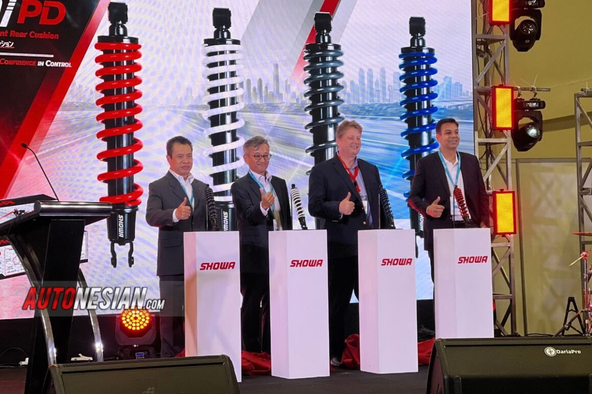 Astemo shockbreaker Showa Evo/PD automechanika jakarta 2026