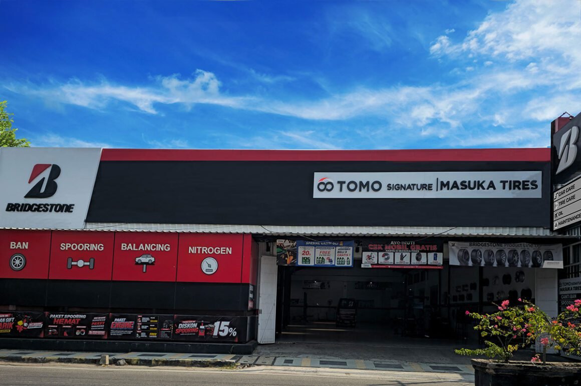 Bridgestone TOMO Signature Masuka Tires