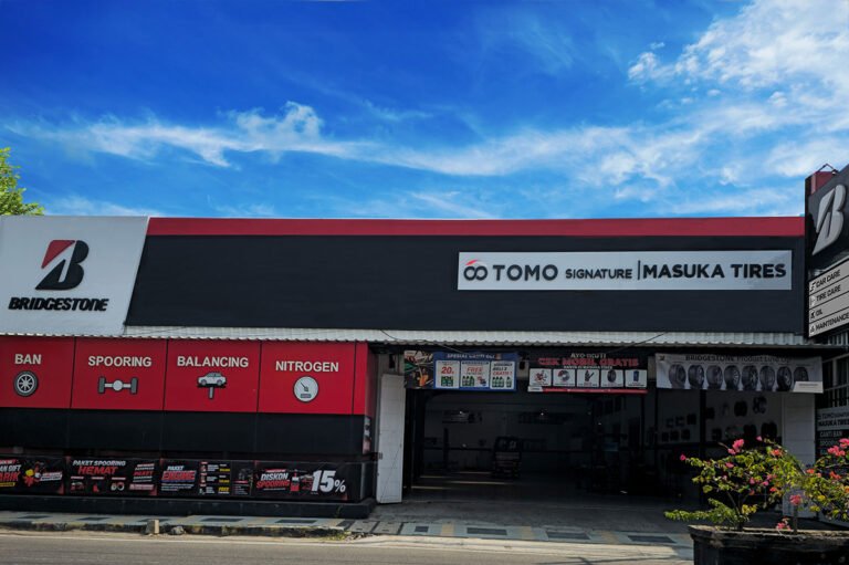 Bridgestone TOMO Signature Masuka Tires