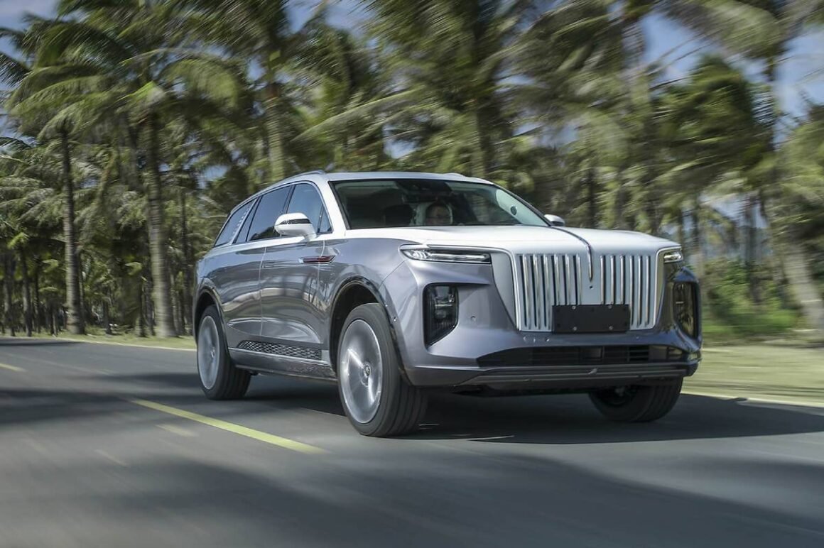 Hongqi E-HS9