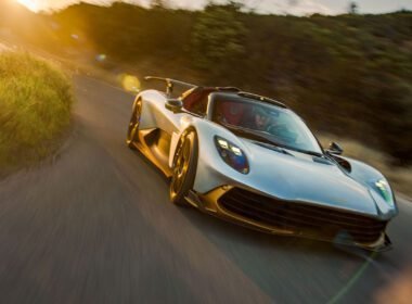 Aston Martin Valhalla Spider